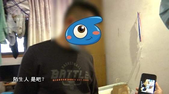 DƬ